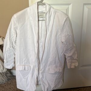 STRADIVARIUS WHITE BLAZER